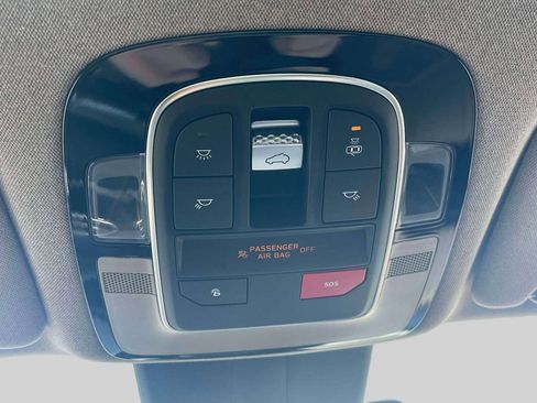 Used 2023 Hyundai Santa Fe Limited image 32