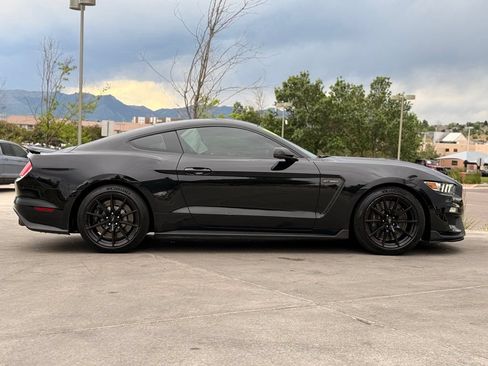 Used 2018 Ford Mustang Shelby GT350 w/ Electronics Package RWD image 9