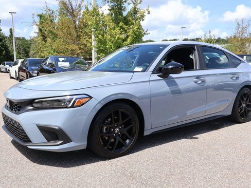 Used 2024 Honda Civic Sport image 4