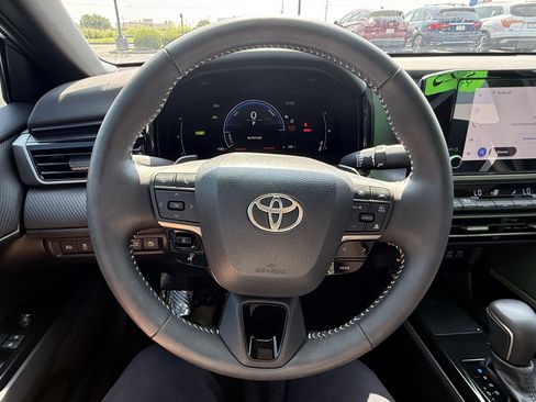 Certified 2026 Toyota Camry SE w/ Convenience Package FWD image 8