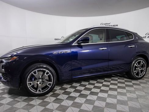 Used 2017 Maserati Levante S AWD/4WD image 9