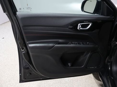 Used 2024 Jeep Compass Trailhawk image 13