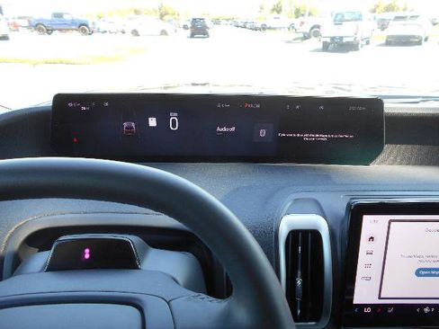 Certified 2025 Ford Expedition Active RWD image 14