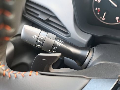 Certified 2025 Subaru Crosstrek 2.5i Limited w/ Crosstrek Mirror Package image 23