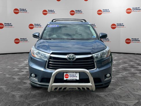 Used 2015 Toyota Highlander Limited w/ Driver Technology Package AWD/4WD image 8