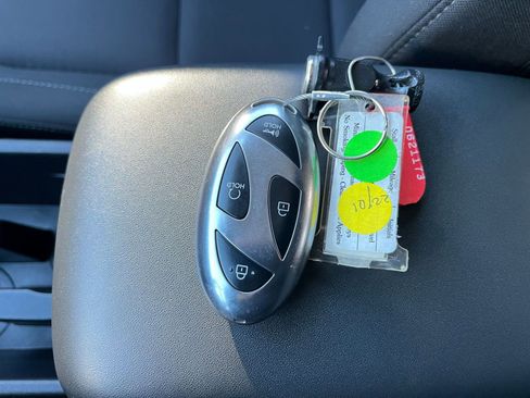 Used 2025 Hyundai Kona SEL image 22