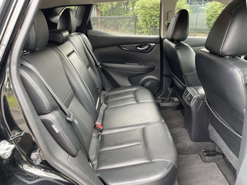 Used 2021 Nissan Rogue Sport SL AWD/4WD image 27