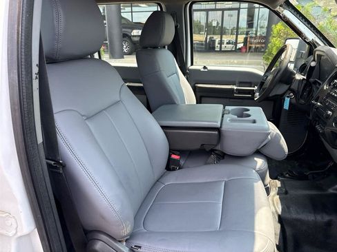 Used 2015 Ford F550 4x4 Crew Cab Super Duty image 17