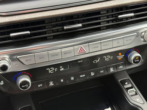 Used 2021 Kia Telluride EX w/ EX Premium Package image 28