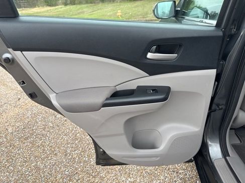 Used 2014 Honda CR-V LX image 11