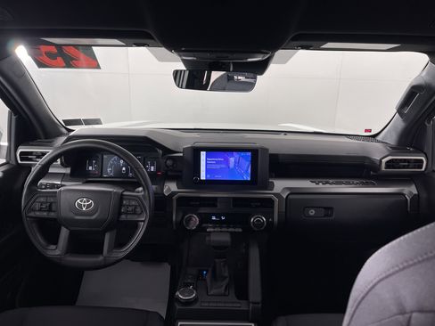 Used 2025 Toyota Tacoma SR5 image 15