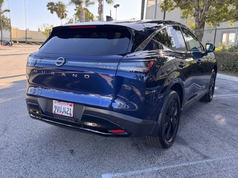 Certified 2025 Nissan Murano SV FWD image 8