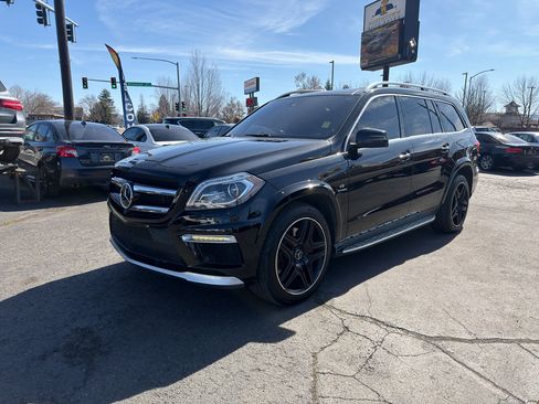 Used 2015 Mercedes-Benz GL 63 AMG 4MATIC image 2