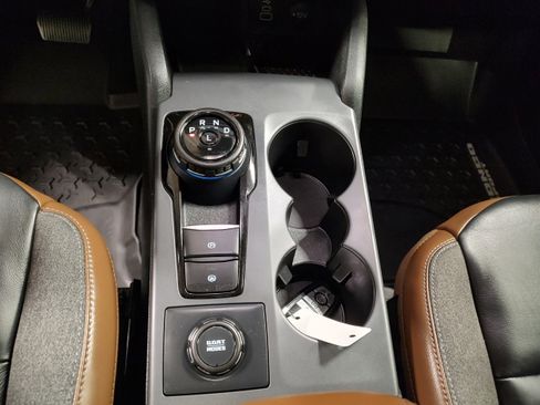 Used 2023 Ford Bronco Sport Outer Banks w/ Tech Package AWD/4WD image 8