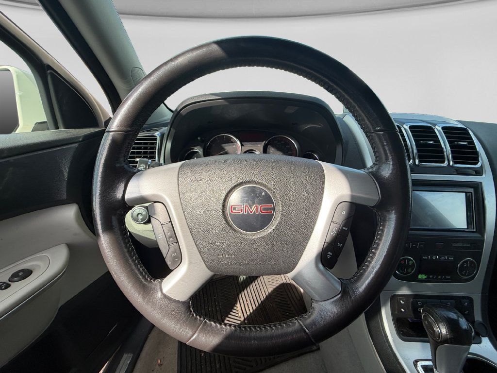 Used 2011 GMC Acadia SLT AWD/4WD image 15