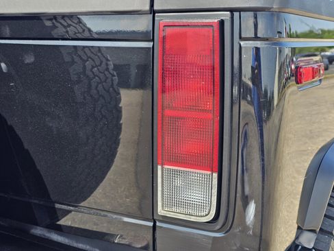 Used 2006 HUMMER H2 SUT AWD/4WD image 9