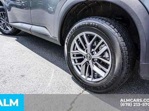 Used 2024 Nissan Rogue S AWD/4WD image 16