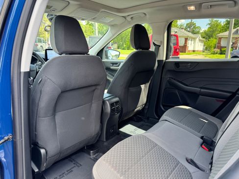 Used 2022 Ford Escape SE w/ SE Sport Appearance Package FWD image 13