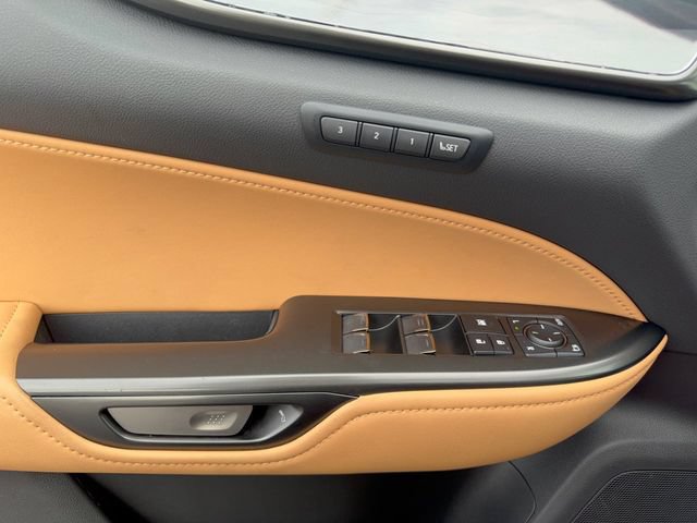 Used 2025 Lexus NX 250 FWD w/ Accessory Package (K3) image 13