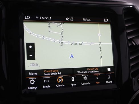 Used 2019 Jeep Cherokee Limited w/ Trailer Tow Group AWD/4WD image 9