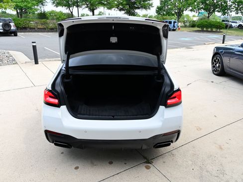 Used 2021 BMW M550i xDrive w/ Executive Package AWD/4WD image 46