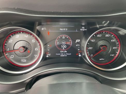 Used 2023 Dodge Charger SXT image 21