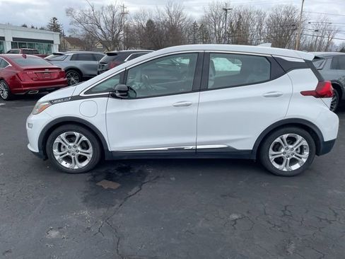 Used 2017 Chevrolet Bolt LT image 4