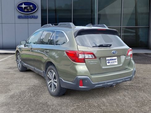 Used 2019 Subaru Outback 2.5i Limited AWD/4WD image 4