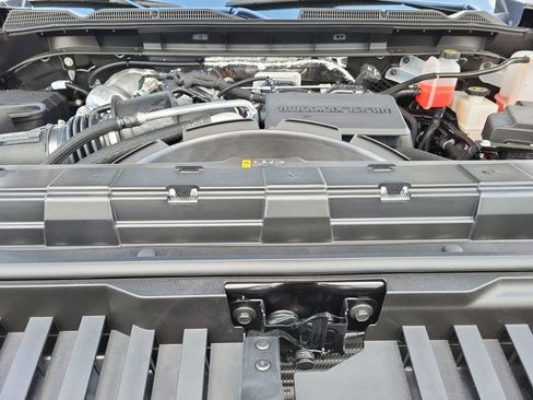 New 2025 GMC Sierra 2500 Denali w/ Denali Reserve Package image 18