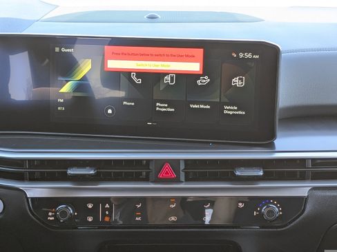 New 2026 Kia Sorento LX FWD image 32