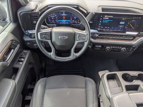 Certified 2026 Chevrolet Silverado 1500 RST AWD/4WD image 16