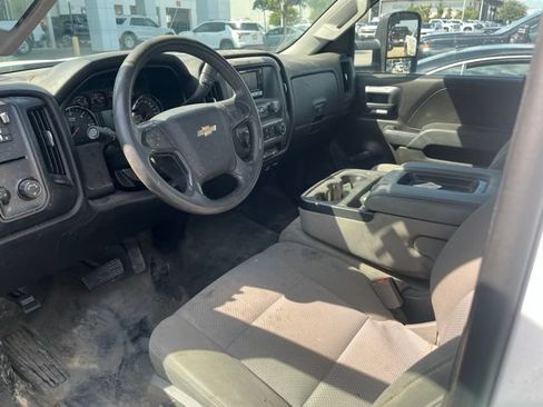 Used 2015 Chevrolet Silverado 2500 W/T RWD image 4