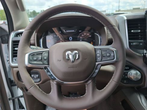 New 2026 RAM 1500 Laramie AWD/4WD image 31