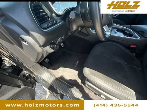 Used 2016 Dodge Challenger R/T Scat Pack w/ Leather Interior Group RWD image 36