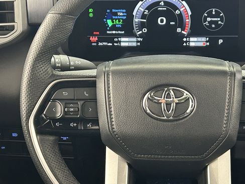 Used 2024 Toyota Tundra Platinum image 12