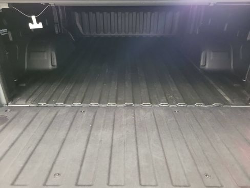 Certified 2020 Chevrolet Silverado 1500 LT w/ All-Star Edition AWD/4WD image 19