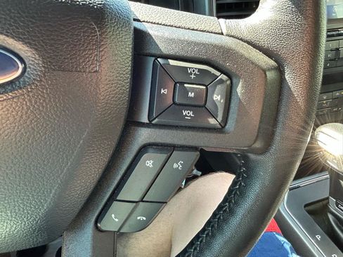 Used 2019 Ford F150 XLT w/ Equipment Group 302A Luxury AWD/4WD image 18