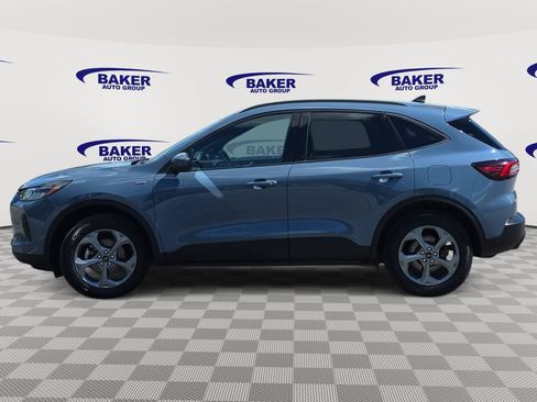 Used 2025 Ford Escape ST-Line Select AWD/4WD image 8
