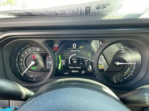 Used 2024 Jeep Wrangler Unlimited Rubicon 4xe image 29