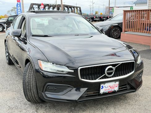 Used 2020 Volvo S60 T5 Momentum w/ Protection Package image 90