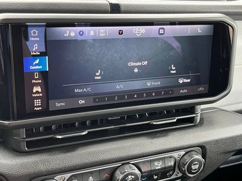 Used 2025 Jeep Gladiator Sport AWD/4WD image 34
