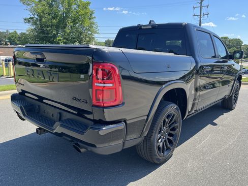 Used 2025 RAM 1500 Limited AWD/4WD image 9