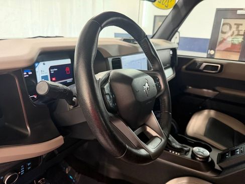 Used 2022 Ford Bronco Wildtrak AWD/4WD image 18