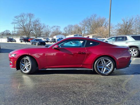 Used 2025 Ford Mustang Premium image 24