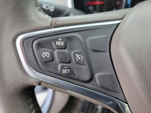 Used 2018 Chevrolet Malibu LT w/ Leather Package FWD image 20