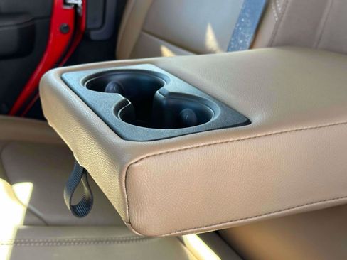 Used 2021 Jeep Wrangler Unlimited Rubicon 4xe w/ Dual Top Group image 13