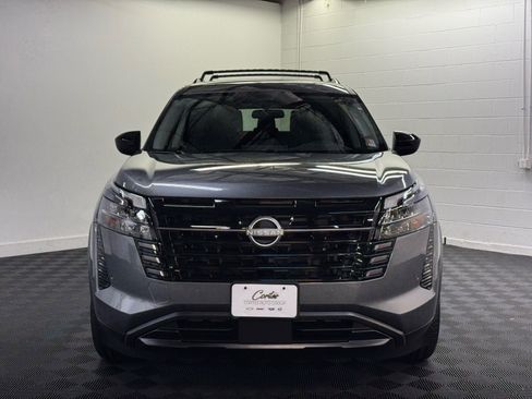 New 2026 Nissan Pathfinder SV image 5