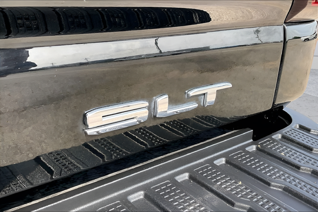 Used 2024 GMC Sierra 2500 SLT w/ Texas SLT Premium Package AWD/4WD image 21
