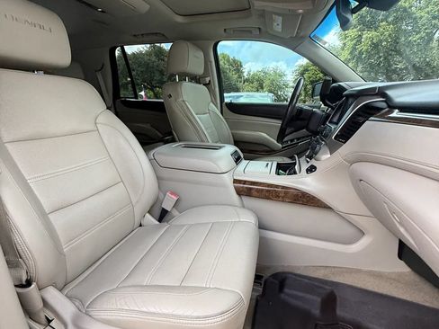 Used 2015 GMC Yukon Denali w/ Touring Package AWD/4WD image 21