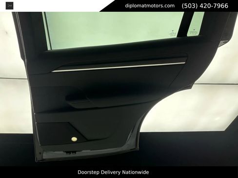 Used 2023 Tesla Model X image 26